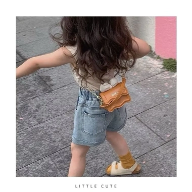 Túi mini đeo chéo nơ bạc in chữ NIE cute Hàn Quốc cho mẹ và bé - 75.000 VND 8