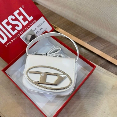 Túi mini Diesel đeo chéo cho mẹ & bé – Thiết kế thời trang sang chảnh, cá tính, nhỏ gọn, chỉ 49.000₫