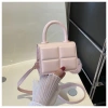 Túi Mini Nữ Đeo Chéo Dập Nổi Ô Vuông Phối Quả Bông Xinh Xắn - Giá 58.000 QGStore 3