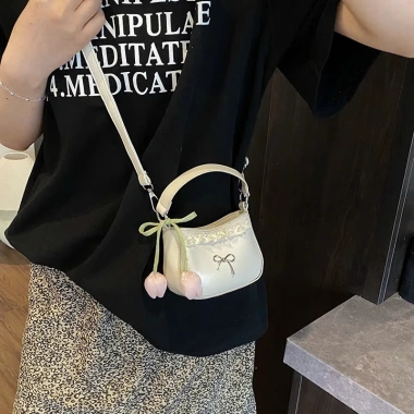 Túi mini Tết mẹ và bé gái đeo chéo nơ ren da PU hoa xinh Hàn Quốc - 69.000 VND