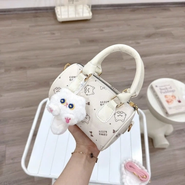 Túi trống hình gấu hàng tuyển đẹp 3 màu Giá ưu đãi 110.000 VNĐ siêu nhẹ và bền 2 Túi trống hình gấu hàng tuyển đẹp 3 màu Giá ưu đãi 110.000 VNĐ siêu nhẹ và bền 2