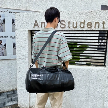 Túi Trống Nhẹ Nam Ba Lô Hành Lý Dung Tích Lớn Khô Ướt Cầm Tay Thể Thao Du Lịch 7 Túi Trống Nhẹ Nam Ba Lô Hành Lý Dung Tích Lớn Khô Ướt Cầm Tay Thể Thao Du Lịch 7