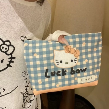 Túi ví vải Hello Kitty khóa kéo - Đựng đồ cá nhân, mỹ phẩm tiện lợi, giá 33.859₫ 8