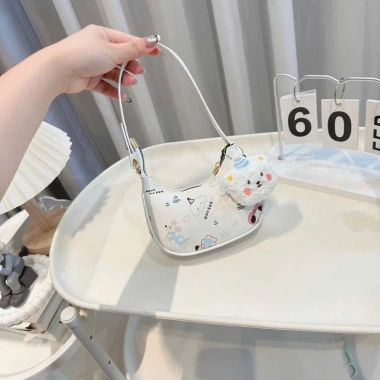Túi xách bé gái mini vải mềm in hình dễ thương Giá ưu đãi 57.000₫ hot trend PK 979