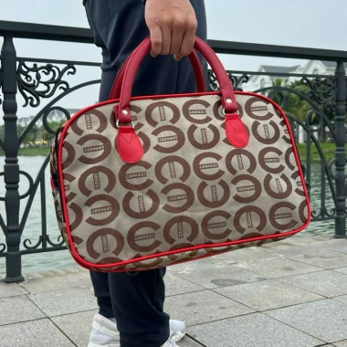 Túi xách du lịch size nhỏ FABAG - Tiện lợi đựng quần áo, đồ dùng, giá chỉ 119k 3 Túi xách du lịch size nhỏ FABAG - Tiện lợi đựng quần áo, đồ dùng, giá chỉ 119k 3
