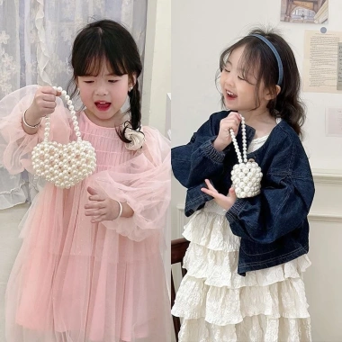 Túi xách hạt ngọc trai sang trọng cho bé gái – Phù hợp tiệc, chụp ảnh, giảm 16% Túi xách hạt ngọc trai sang trọng cho bé gái – Phù hợp tiệc, chụp ảnh, giảm 16%