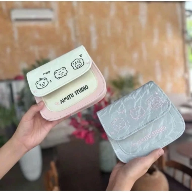 Túi xách nữ dáng bầu da nhung họa tiết mèo xinh yêu, ngăn phụ tiện, giá 47.000₫ 6
