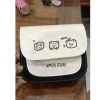 Túi xách nữ dáng bầu da nhung họa tiết mèo xinh yêu, ngăn phụ tiện, giá 47.000₫ 9