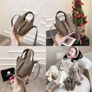 Túi Xách Nữ Mini Cầm Tay Dây Đeo Chéo Da Trơn Siêu Xinh HTM052 - 81.000 VND