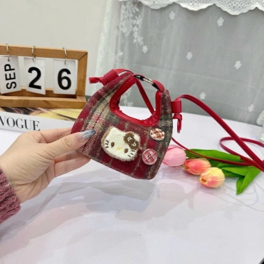 Túi xách nữ mini caro đeo chéo hình mèo dễ thương, nhẹ gọn, phù hợp đi dạo phố - Uyên Store DK085 3 Túi xách nữ mini caro đeo chéo hình mèo dễ thương, nhẹ gọn, phù hợp đi dạo phố - Uyên Store DK085 3