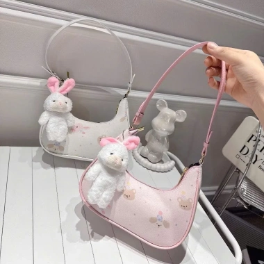 Túi xách nữ mini kẹp nách họa tiết dễ thương - tặng charm thú bông xinh - Giá chỉ 69.900₫ HT387