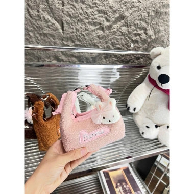 Túi Xách Nữ Size 14 Chất Cải Xù Đính Thỏ Xinh - Đựng Cá Nhân, Đi Tết, Tiệc, Giá 69.300 VND 7 Túi Xách Nữ Size 14 Chất Cải Xù Đính Thỏ Xinh - Đựng Cá Nhân, Đi Tết, Tiệc, Giá 69.300 VND 7