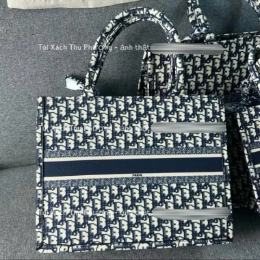 Túi xách nữ tote du lịch hoạ tiết, size 26-41cm, vải dày dặn thời trang sang chảnh, tặng khăn lụa, giá 99.000₫