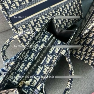 Túi xách nữ tote du lịch hoạ tiết, size 26-41cm, vải dày dặn thời trang sang chảnh, tặng khăn lụa, giá 99.000₫