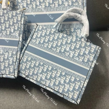 Túi xách nữ tote du lịch hoạ tiết, size 26-41cm, vải dày dặn thời trang sang chảnh, tặng khăn lụa, giá 99.000₫