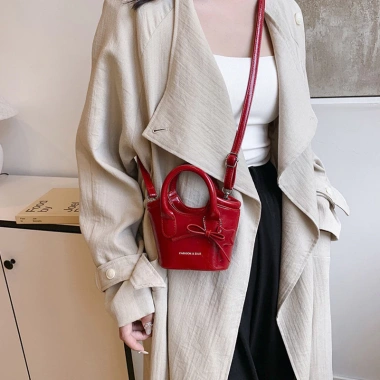 Túi xách Rinni mini dáng giỏ, túi đeo chéo thời trang kèm charm chỉ 160k