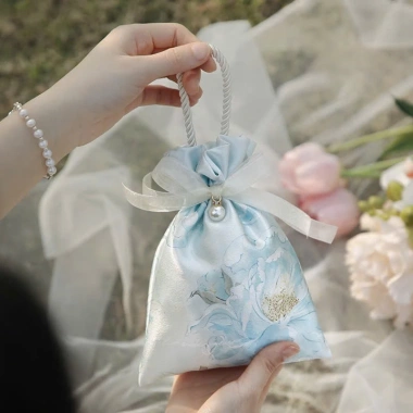 Túi xách tay bé gái hoa ngọc trai - Lì xì lễ Tết, Trung thu, áo dài, 59.000₫