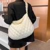 Túi xách vải phao Ulzzang unisex, đựng A4 & laptop, đeo vai/chéo, giá 64.5k 4