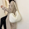 Túi xách vải phao Ulzzang unisex, đựng A4 & laptop, đeo vai/chéo, giá 64.5k 8