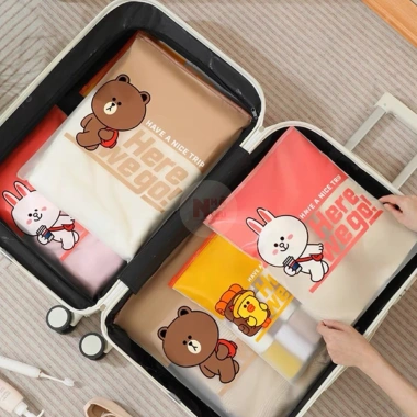 Túi Zip Du Lịch Line Friends Nhà Niêu - Đa màu, dày dặn, khóa trượt, dễ phân loại, 61k 9
