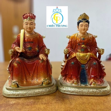 Tượng Ông Táo Bà Táo Poly cao cấp mẫu mới, thờ cúng nhà, giá ưu đãi 1.149.000₫ 2 Tượng Ông Táo Bà Táo Poly cao cấp mẫu mới, thờ cúng nhà, giá ưu đãi 1.149.000₫ 2
