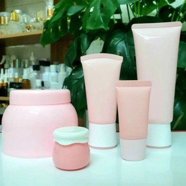Tuýp nhựa chai đựng sữa rửa mặt và gel 10ml-100ml, thân hồng baby, giảm 20% chỉ 14.480đ
