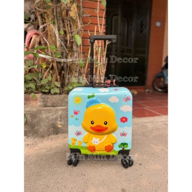 Vali cho bé 18inch Gấu Dâu Du lịch Xách Tay Máy Bay Kuromi Labubu Doremon Cappybara Giá 255.000đ