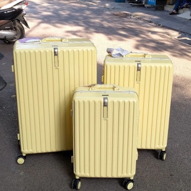 Vali kéo khung nhôm Traverking Hùng Phát - khóa TSA, chống rạch, bể vỡ, bảo hành 5 năm