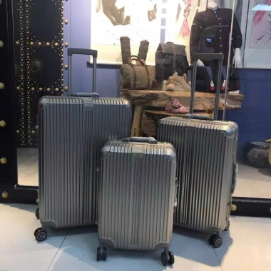 Vali kéo khung nhôm Traverking Hùng Phát - khóa TSA, chống rạch, bể vỡ, bảo hành 5 năm 9 Vali kéo khung nhôm Traverking Hùng Phát - khóa TSA, chống rạch, bể vỡ, bảo hành 5 năm 9