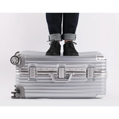 Vali siêu to khung nhôm 1.901 khóa sập, chống va đập, size 30‑36 inch, chỉ 2.05 triệu
