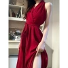 Váy cổ dây đỏ nữ hoàng gia A-line dài, dây đeo eo tinh tế, vừa vặn - chỉ 239.620₫ 6