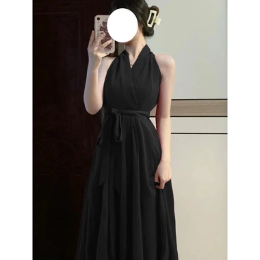 Váy cổ dây đỏ nữ hoàng gia A-line dài, dây đeo eo tinh tế, vừa vặn - chỉ 239.620₫ 7 Váy cổ dây đỏ nữ hoàng gia A-line dài, dây đeo eo tinh tế, vừa vặn - chỉ 239.620₫ 7