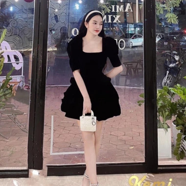 Váy đầm nữ cổ vuông xòe bồng sang chảnh Nhung Kemi - Đi chơi, tiệc xinh 175k 4 Váy đầm nữ cổ vuông xòe bồng sang chảnh Nhung Kemi - Đi chơi, tiệc xinh 175k 4