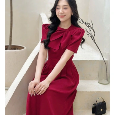Váy thiết kế U&M nơ cổ lệch xếp li dài thanh lịch, bigsize, phù hợp tiệc Giáng Sinh, Tết - 332.800 6