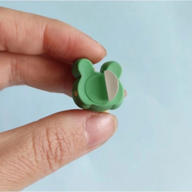 Vỉ 100 keo dính silicone hai mặt - Dán charm nhanh, gọn trên bình nước, ốp điện thoại, toploader - Giá chỉ 12.000đ 5
