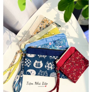 Ví vải hoạ tiết 2 ngăn handmade - Tiệm Nhà Bếp, tặng kèo dây đeo tay, giảm còn 95.000₫ 3
