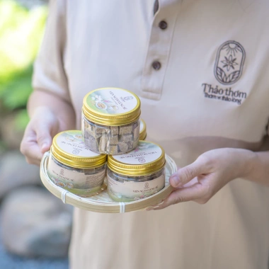 Viên Ngậm Gừng Thảo Thơm 95g - Làm Ấm Cơ Thể, Giải Cảm, Chống Say, Tiện Lợi 79k