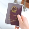 Vỏ bảo vệ hộ chiếu trong suốt mờ PVC dày chống rách, chống thấm, đa chức năng – khe cắm thẻ – 16.200₫ 6