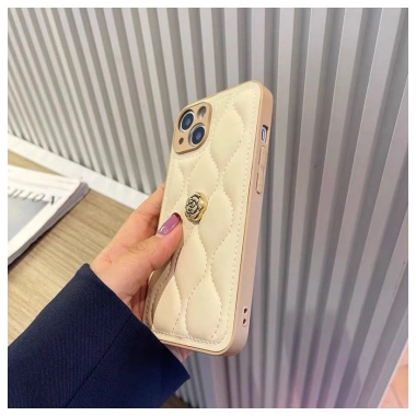 Vỏ điện thoại gợn sóng nước kim loại 3D Camellia Brown Down cho iPhone 17/16/15 Pro Max - mềm, xinh cho bé gái