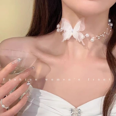 Vòng Cổ Choker Butterfly Đính Hạt Ngọc Sang Trọng, Dây Sợi Mảnh Voan 20.900 VNĐ by.Lisa