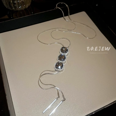 Vòng cổ kim cương siêu sáng bóng DREJewel - Điều chỉnh dễ dàng, đa năng cho áo len