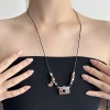 Vòng Cổ Máy Ảnh Nâu ROSES Dây Chuyền Nữ Retro Điều Chỉnh Kích Thước VCMA 29.960₫ 8
