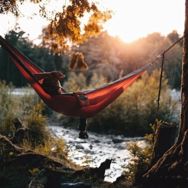 Võng du lịch camping dã ngoại Polyester 270x140cm, thoáng mát, kèm móc dây túi gập gọn chỉ 188.000₫