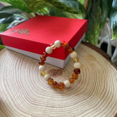 Vòng Hổ Phách Dâu Tằm Cho Bé Sơ Sinh - Hỗ Trợ Mọc Răng, Ngủ Ngon, Bình An, Giá Ưu Đãi 230.000 3