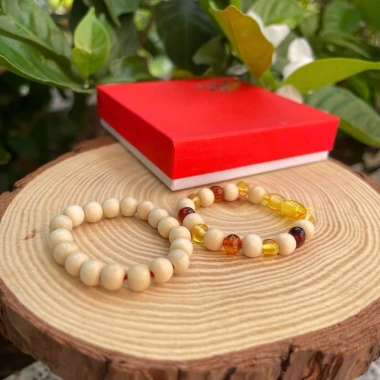 Vòng Hổ Phách Dâu Tằm Cho Bé Sơ Sinh - Hỗ Trợ Mọc Răng, Ngủ Ngon, Bình An, Giá Ưu Đãi 230.000 5