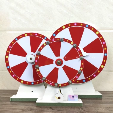 Vòng quay may mắn 10 ô trắng đỏ - Sự kiện giảm giá khuyến mãi M-7, chỉ 120.000 VND