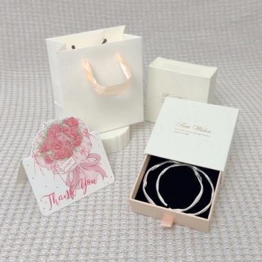 Vòng Tay Đôi You & Me Titanium Không Gỉ Quà Valentine 85k cho Bạn Thân 5 Vòng Tay Đôi You & Me Titanium Không Gỉ Quà Valentine 85k cho Bạn Thân 5