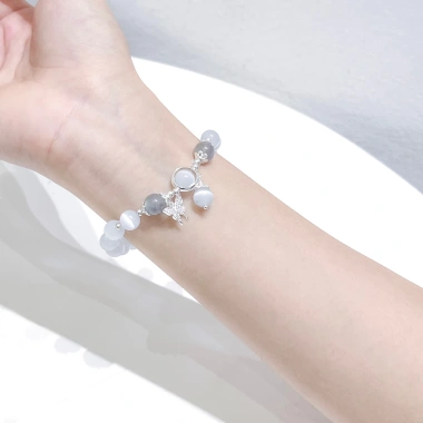 Vòng tay nữ bạc s925 đá mắt mèo trắng Moonstone May mắn sức khỏe KC07 KILIG CHARM 195k