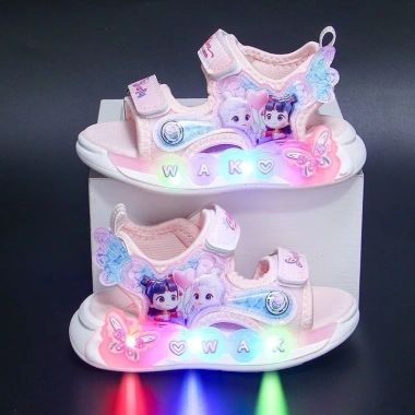 Xăng đan chiếu sáng Kuromi mùa hè bé gái - giày biển đế mềm, chống trượt, giảm giá 4 Xăng đan chiếu sáng Kuromi mùa hè bé gái - giày biển đế mềm, chống trượt, giảm giá 4