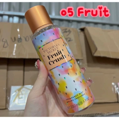 Xịt Thơm Body Mist Victoria's Secret 250ml Candy Cake Sugar Fruit Giá 59.000đ